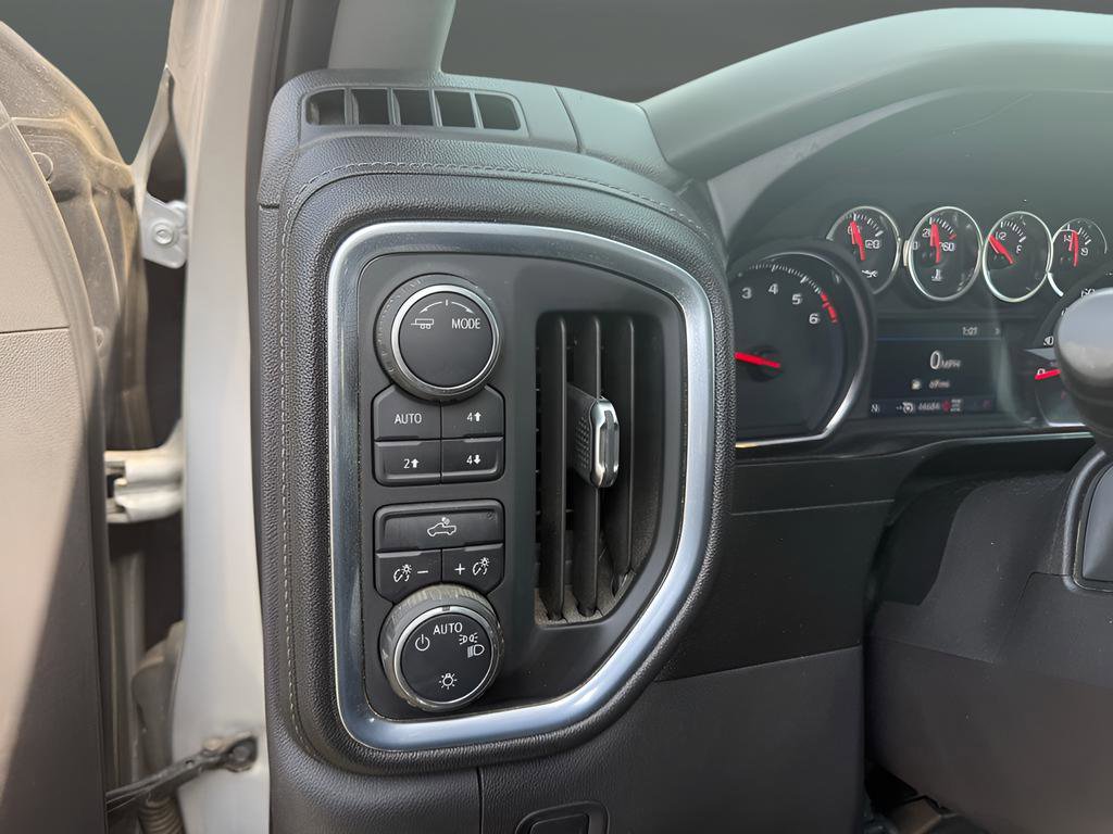 Used 2020 Chevrolet Silverado 1500 LT w/ All-Star Edition image 11