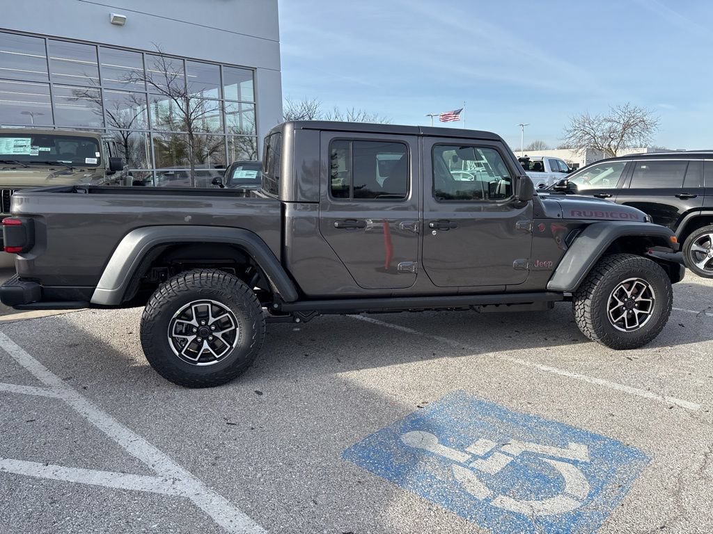 New 2026 Jeep Gladiator Rubicon w/ Steel Power Dome Hood Package AWD/4WD image 31