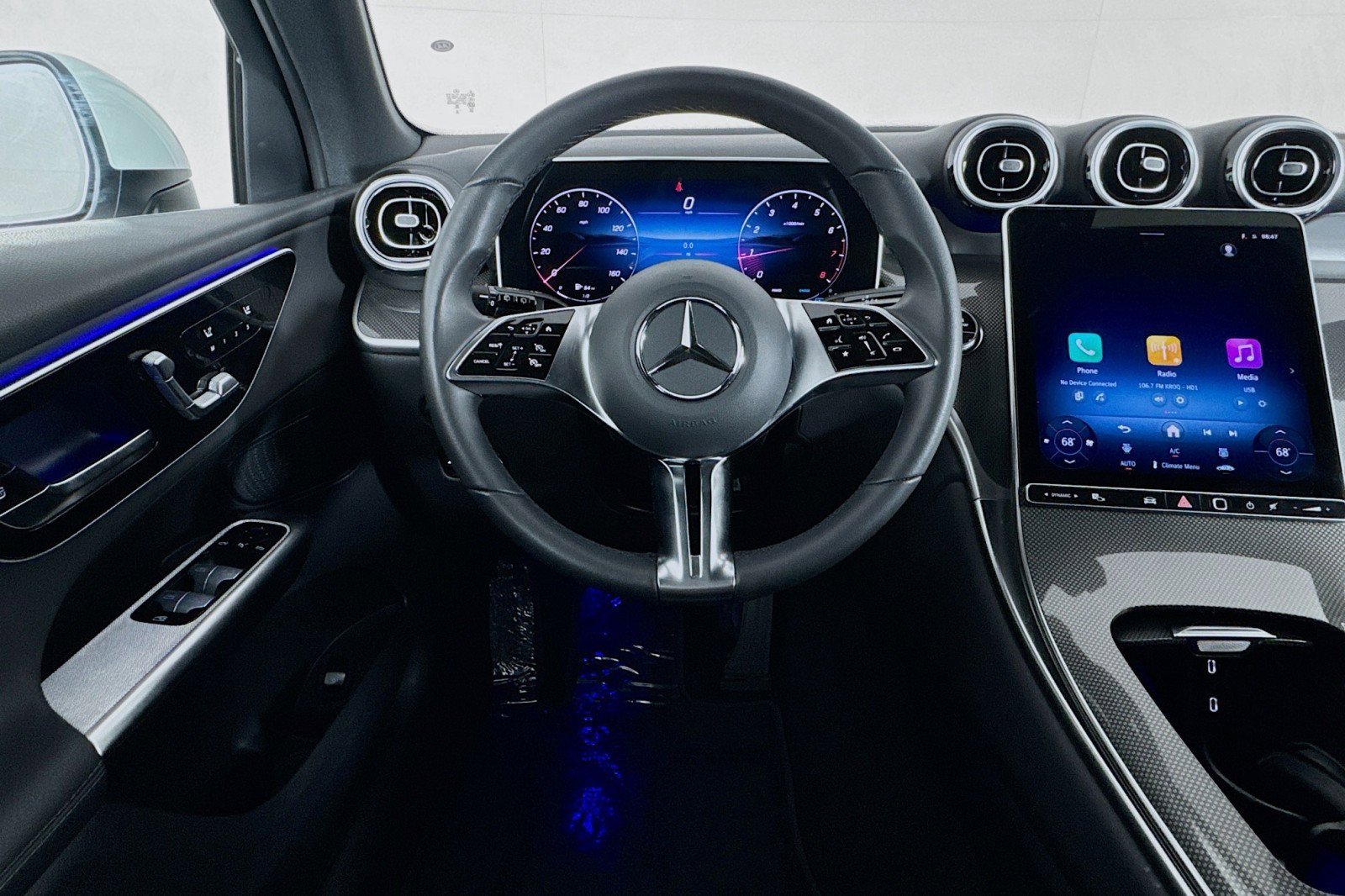 Certified 2026 Mercedes-Benz GLC 300 image 5