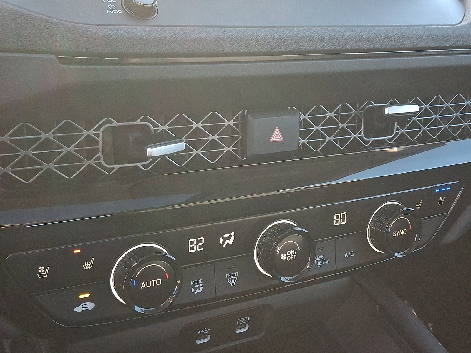 Used 2023 Honda Accord Touring image 17