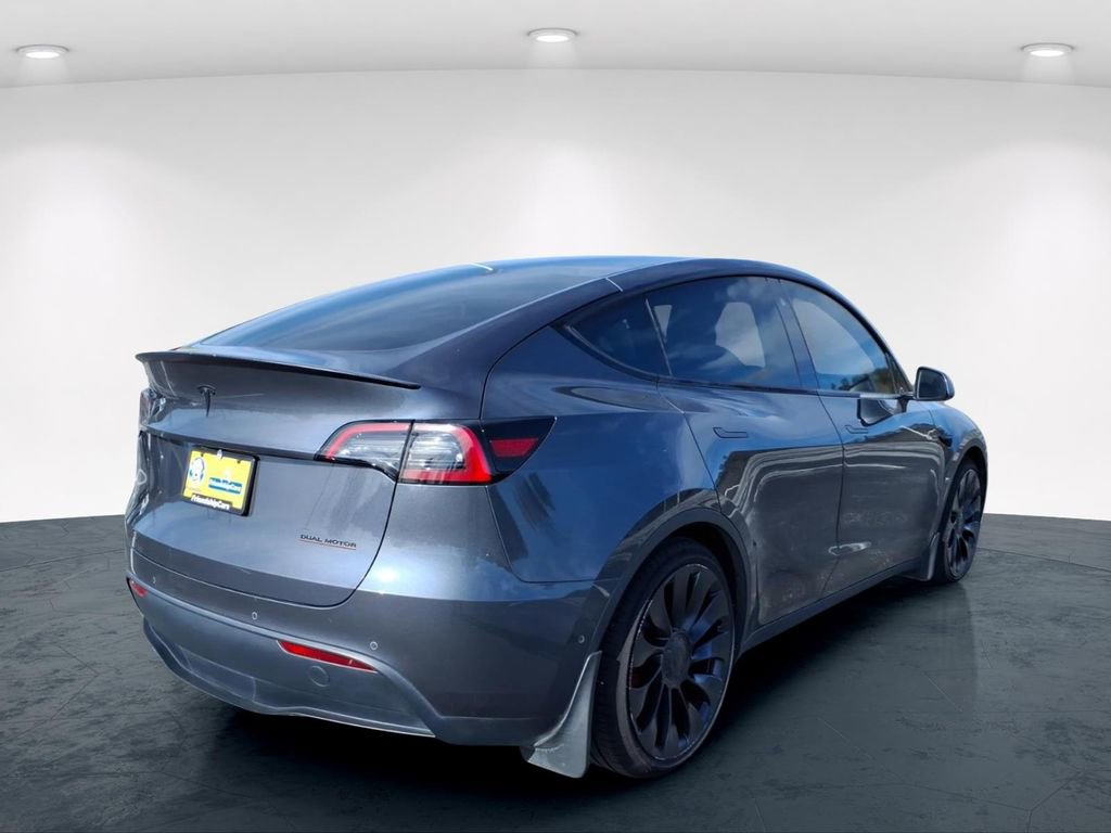 Used 2022 Tesla Model Y Performance image 7