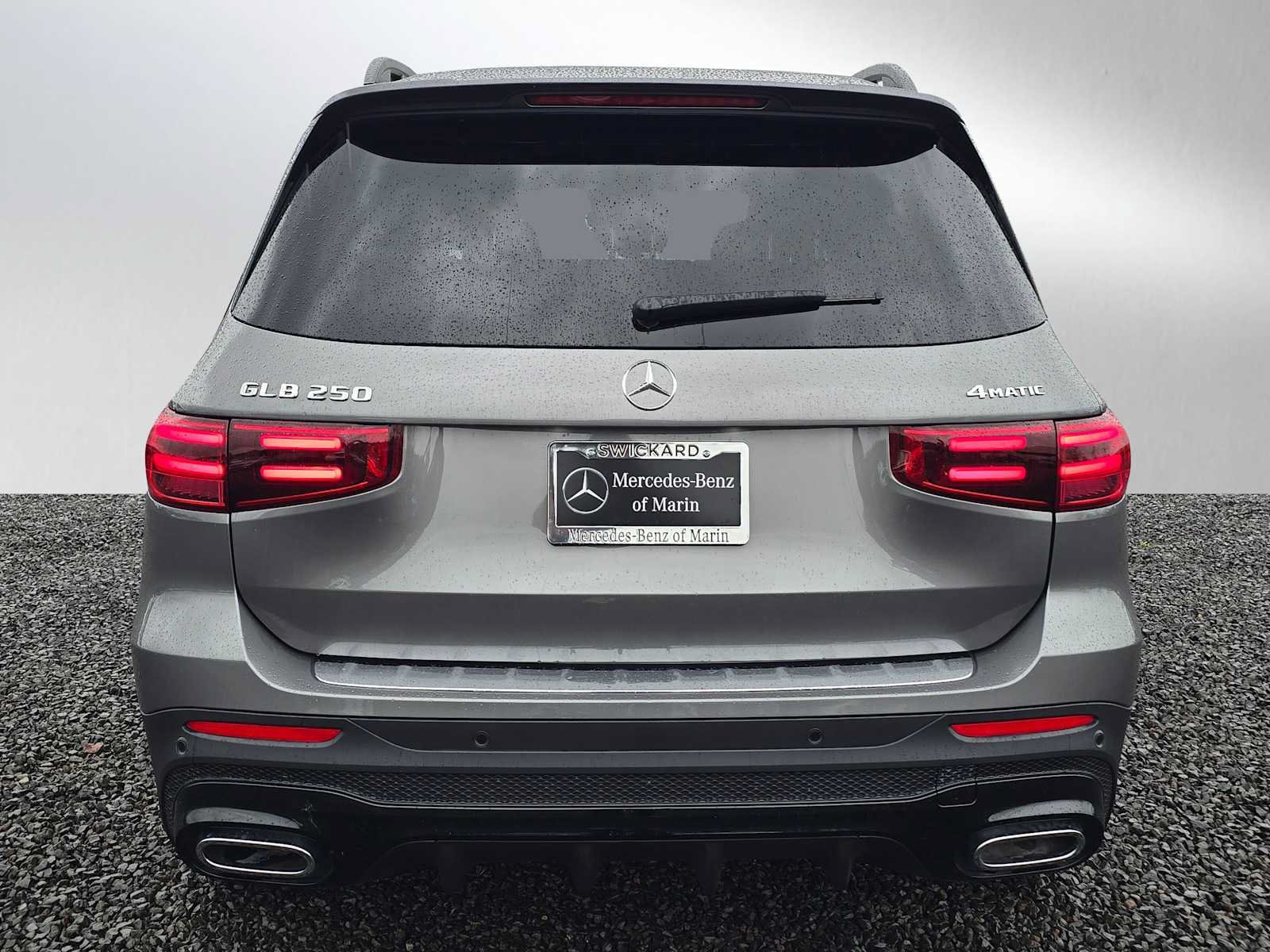 New 2026 Mercedes-Benz GLB 250 4MATIC image 4