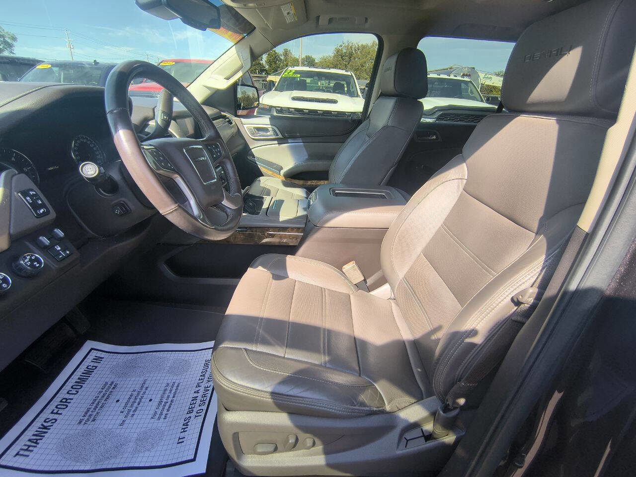 Used 2015 GMC Yukon Denali w/ Touring Package image 11