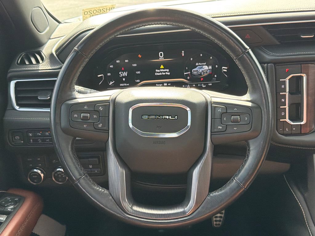 Used 2023 GMC Yukon XL Denali Ultimate image 25