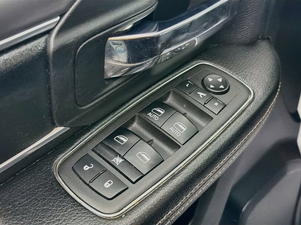 Used 2021 RAM 1500 Warlock AWD/4WD image 17