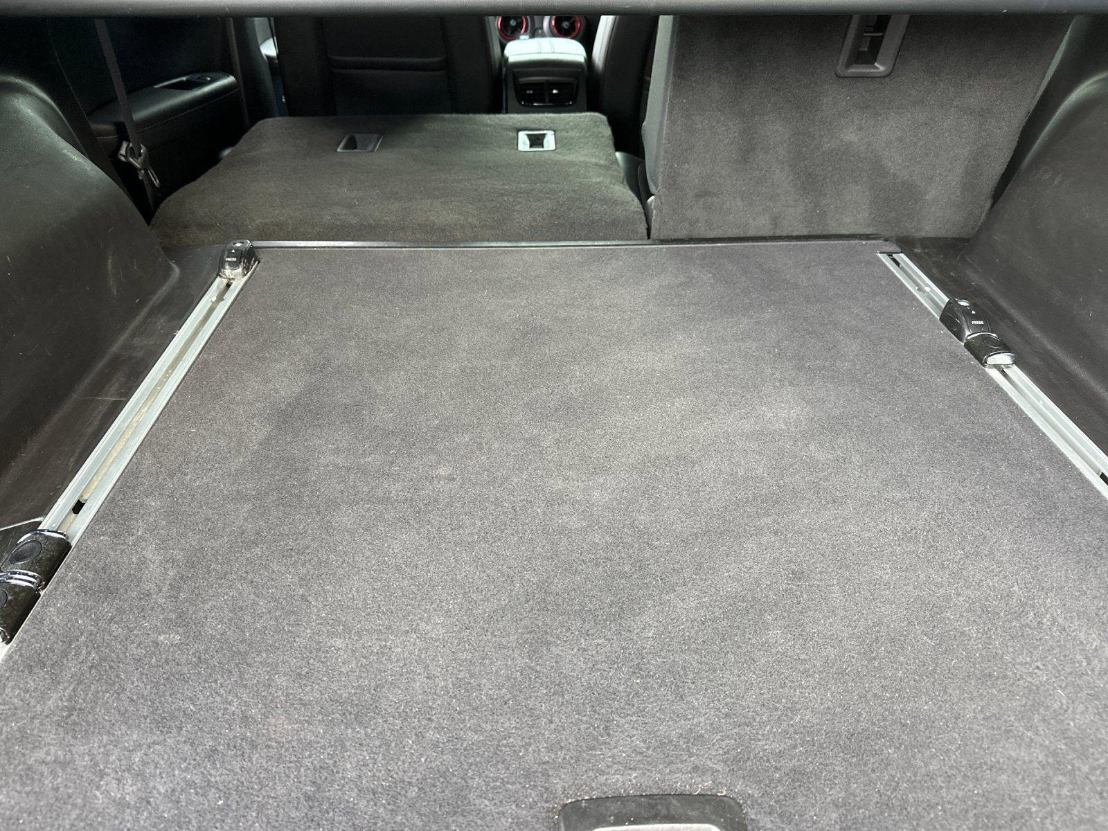 Used 2020 Chevrolet Blazer RS w/ LPO, Floor Liner Package image 15