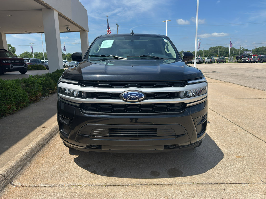 Used 2023 Ford Expedition Max XLT AWD/4WD image 8