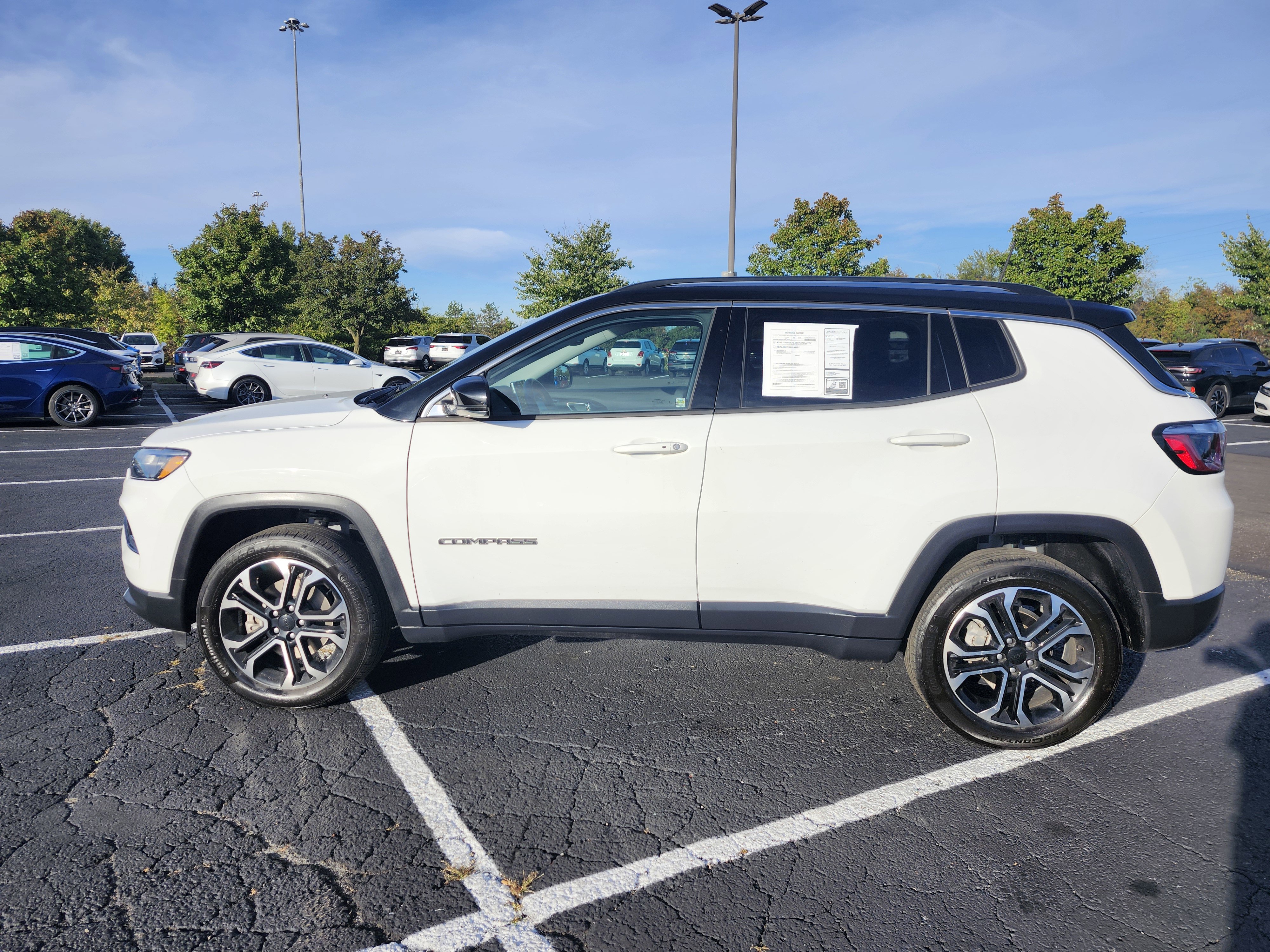 Used 2022 Jeep Compass Limited image 7