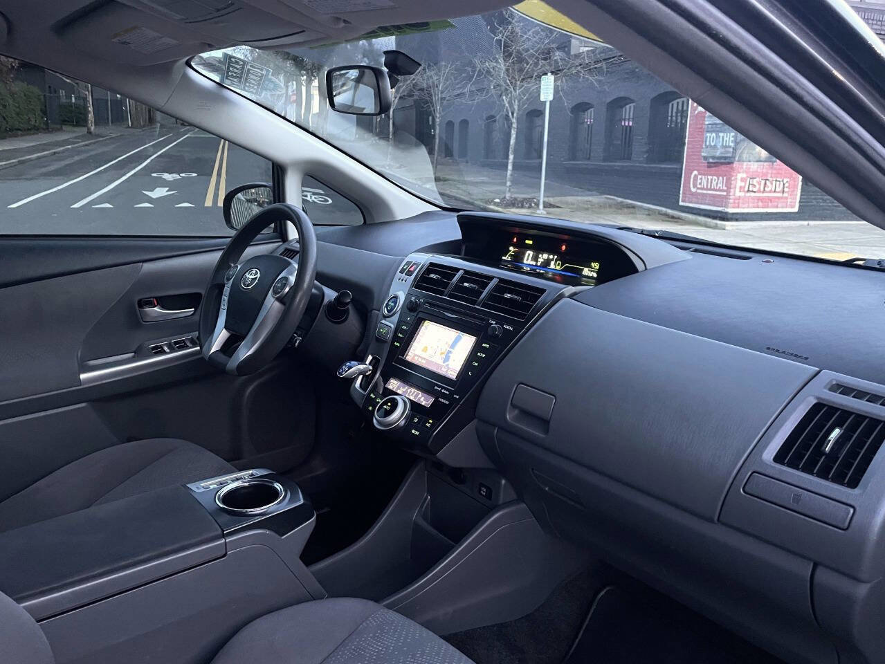 Used 2012 Toyota Prius V Three image 21