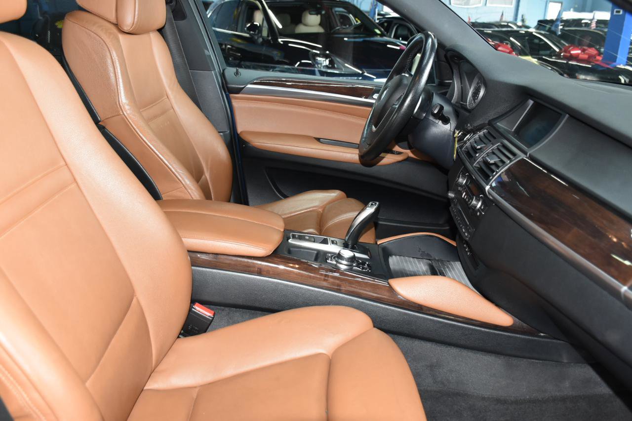 Used 2010 BMW X6 xDrive50i image 36