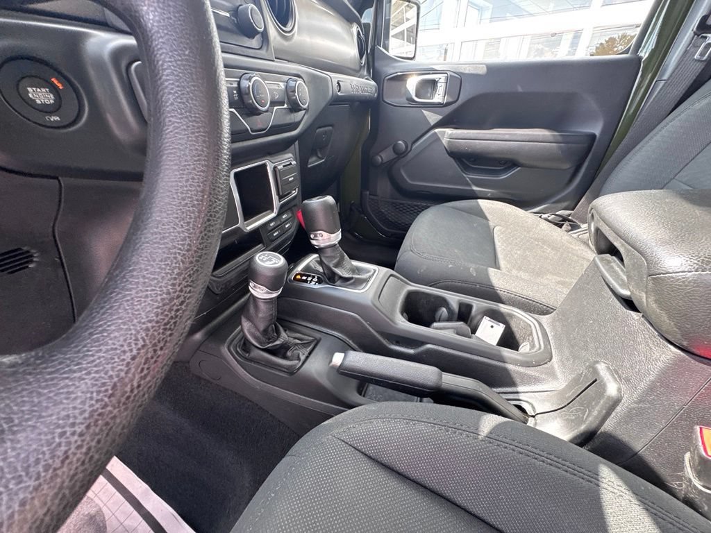 Used 2021 Jeep Wrangler Unlimited Sport AWD/4WD image 33