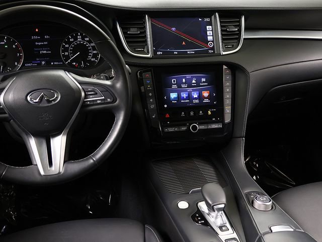 Used 2019 INFINITI QX50 Luxe w/ Navigation Package image 15