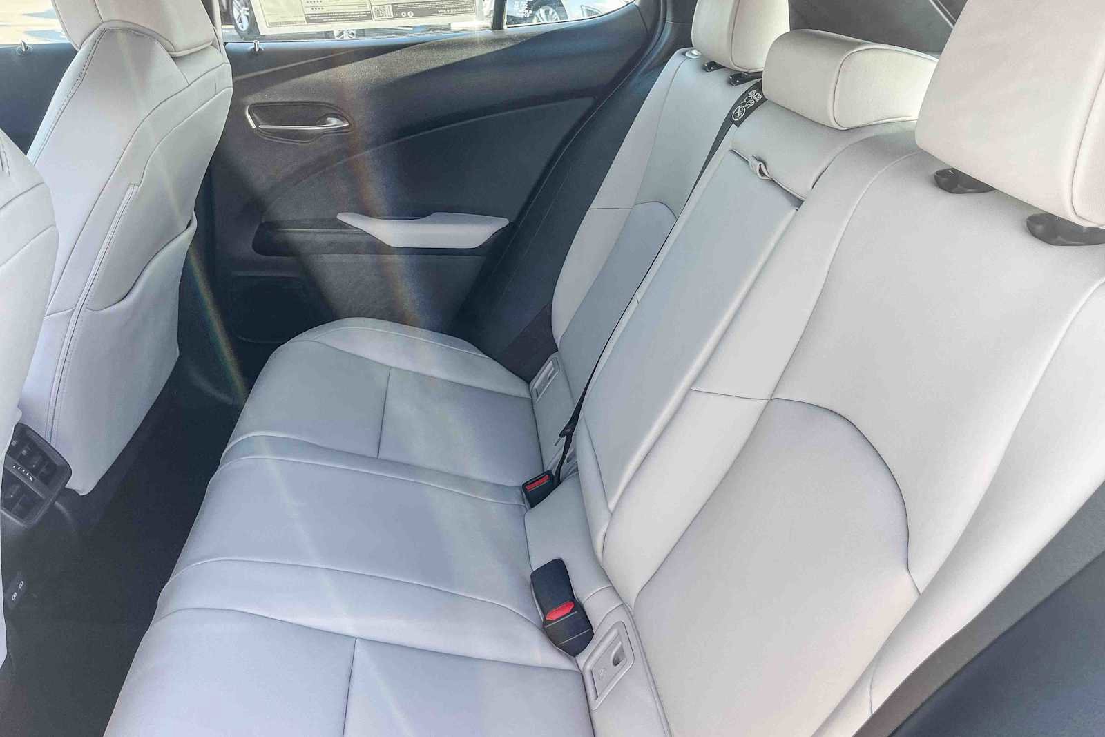 New 2025 Lexus UX 300h AWD image 19