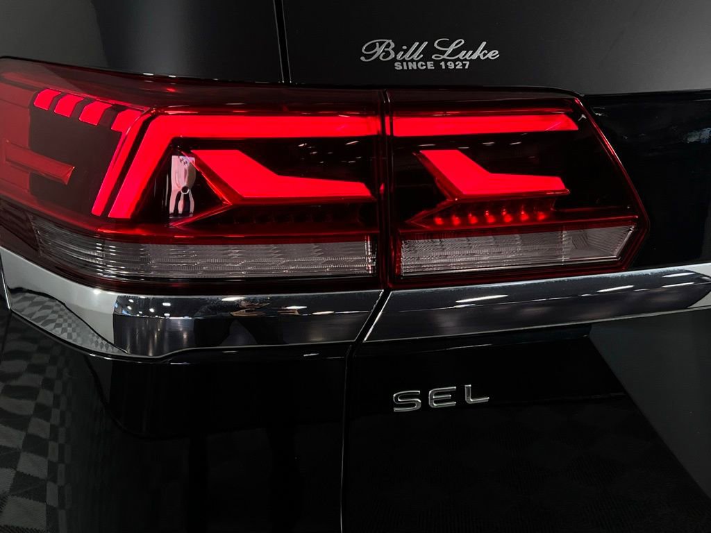 Used 2023 Volkswagen Atlas SEL image 12