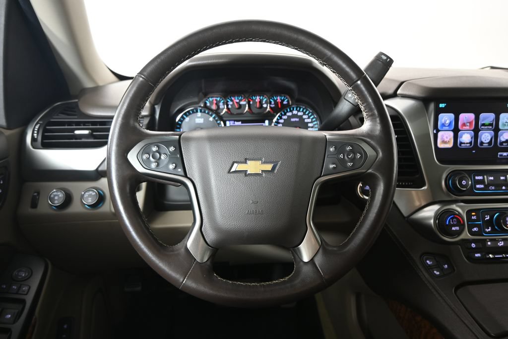 Used 2017 Chevrolet Suburban Premier AWD/4WD image 37