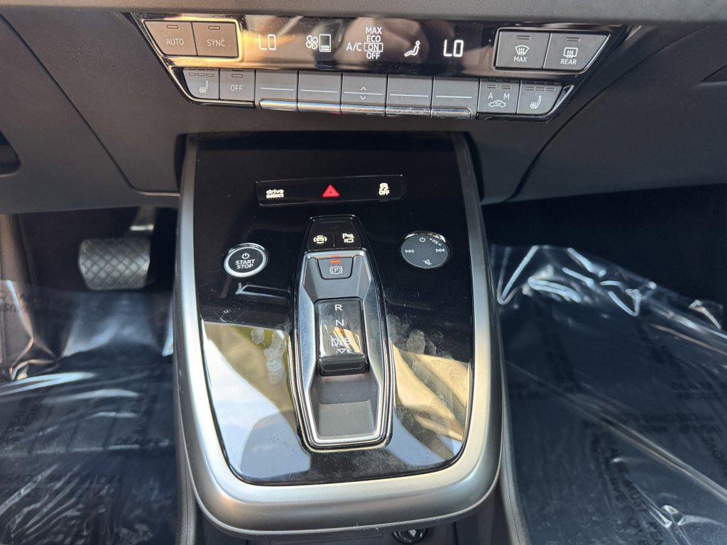 Used 2023 Audi Q4 e-tron Premium Plus w/ Premium Plus image 25