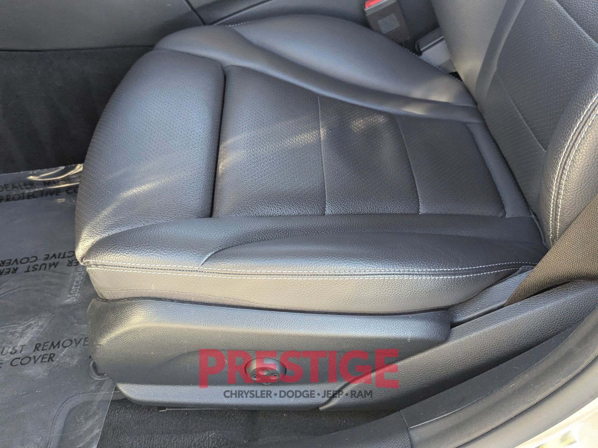 Used 2020 Mercedes-Benz C 300 Sedan image 29