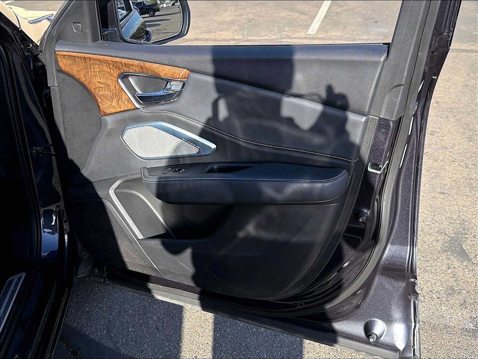 Used 2019 Acura RDX w/ Advance Package AWD/4WD image 27