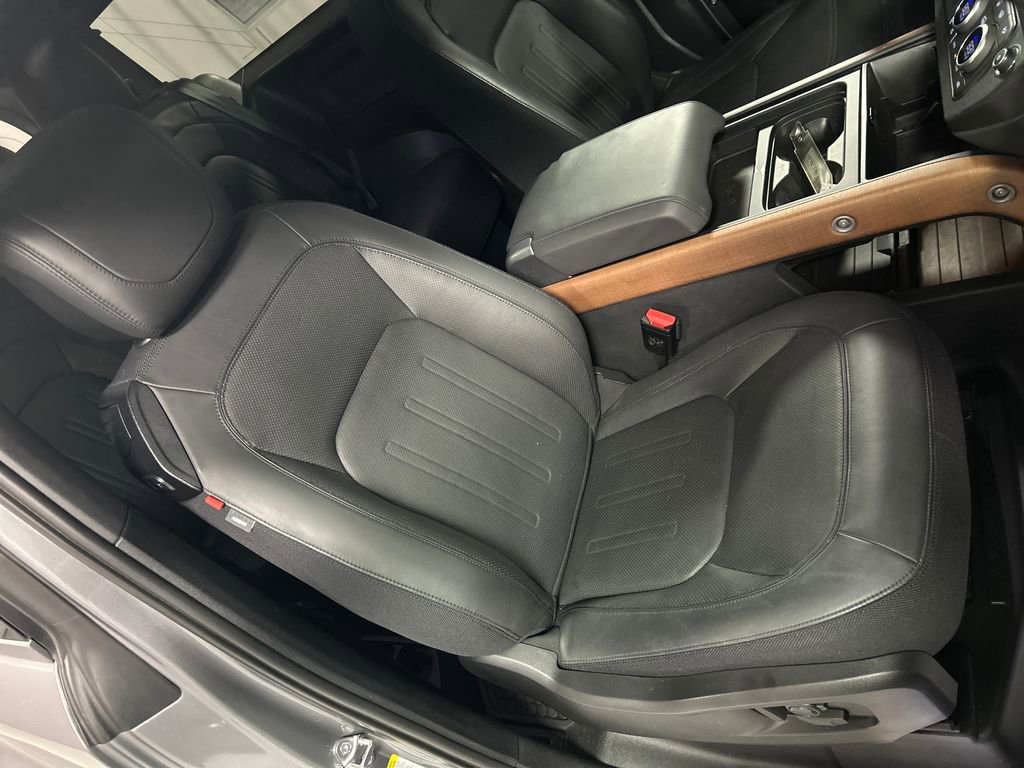 Used 2023 Land Rover Defender 90 X image 23