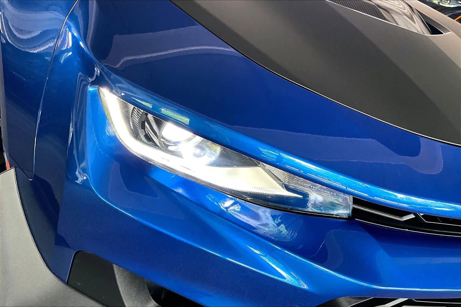 Used 2018 Chevrolet Camaro ZL1 RWD image 27