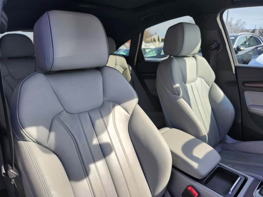 Certified 2022 Audi Q5 2.0T Premium Plus w/ Premium Plus Package image 15