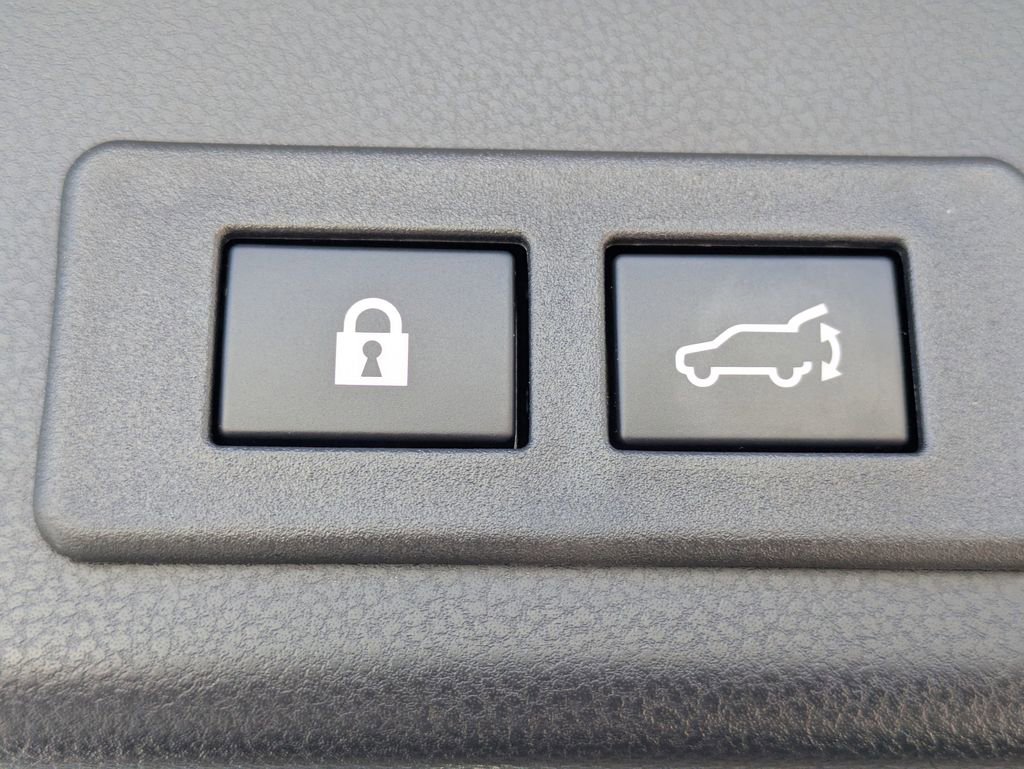 Certified 2025 Subaru Ascent Limited image 15