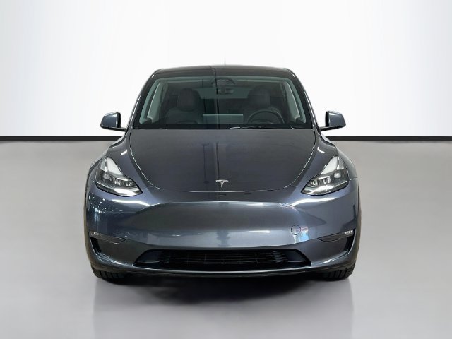 Used 2023 Tesla Model Y Long Range AWD/4WD image 2