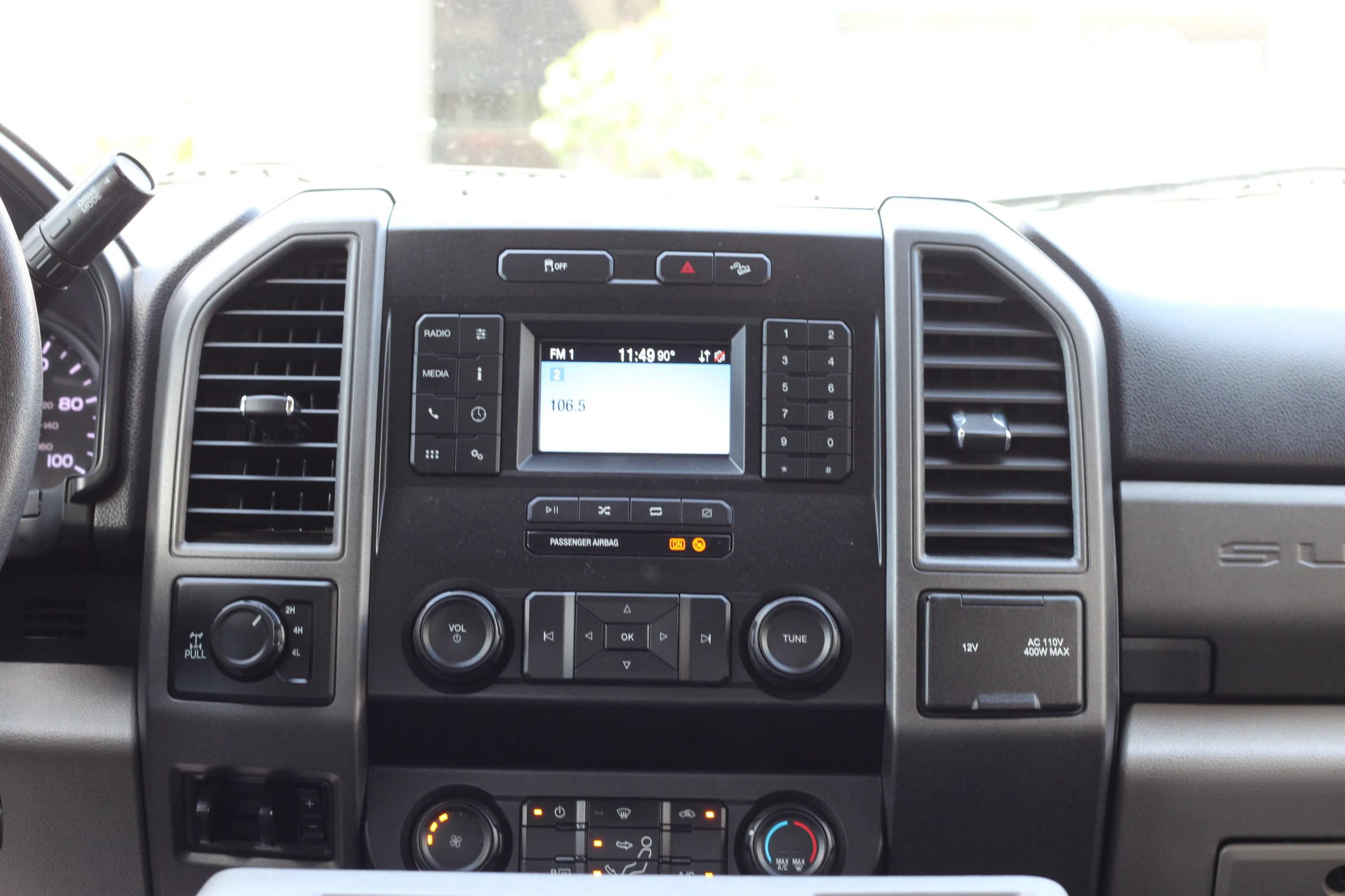 Used 2020 Ford F250 XL w/ STX Appearance Package AWD/4WD image 18