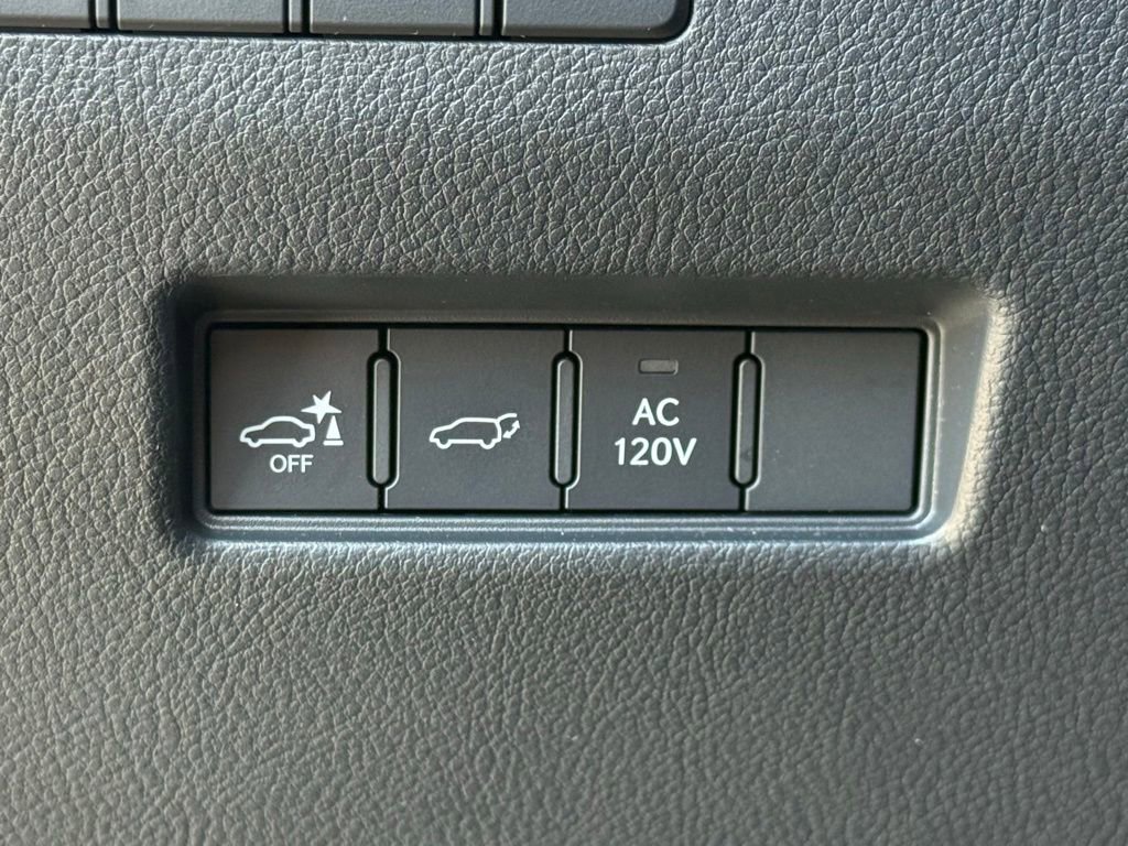 Used 2025 Lexus GX 550 w/ Accessory Package (2T) AWD/4WD image 29
