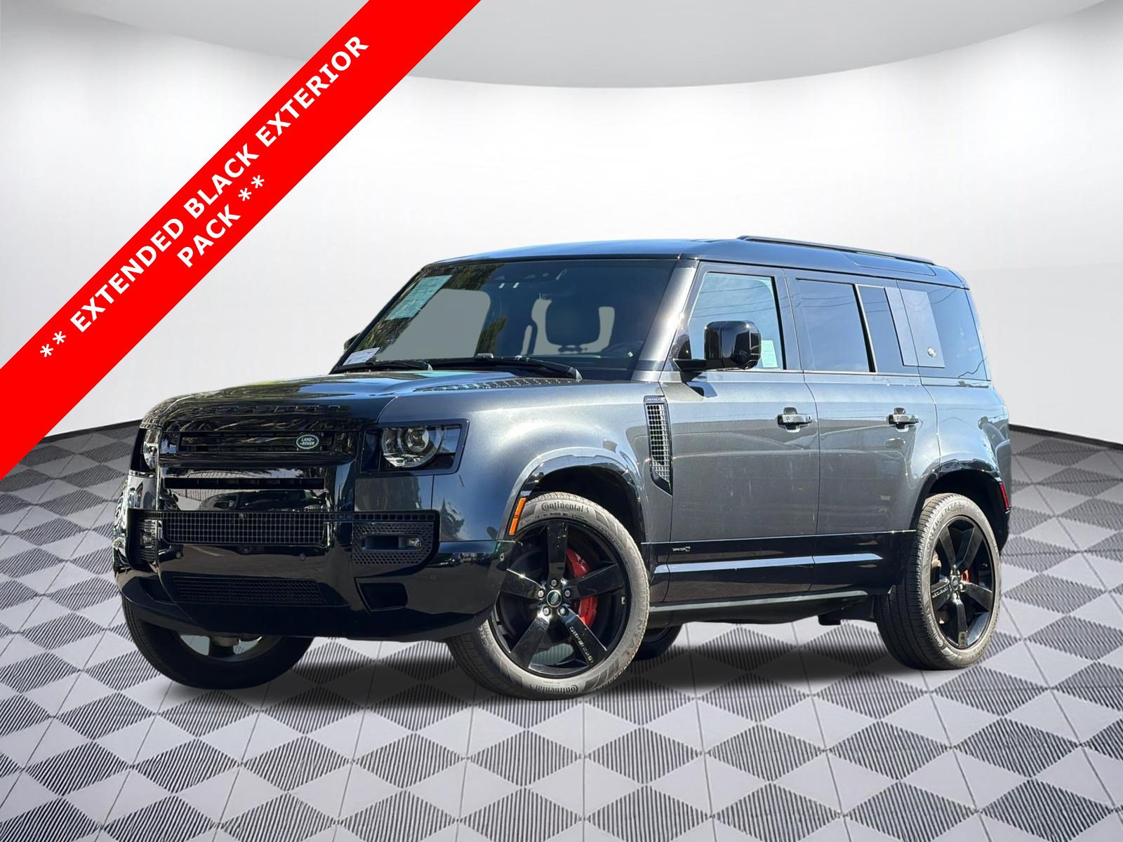 Used 2023 Land Rover Defender 110 X AWD/4WD image 1