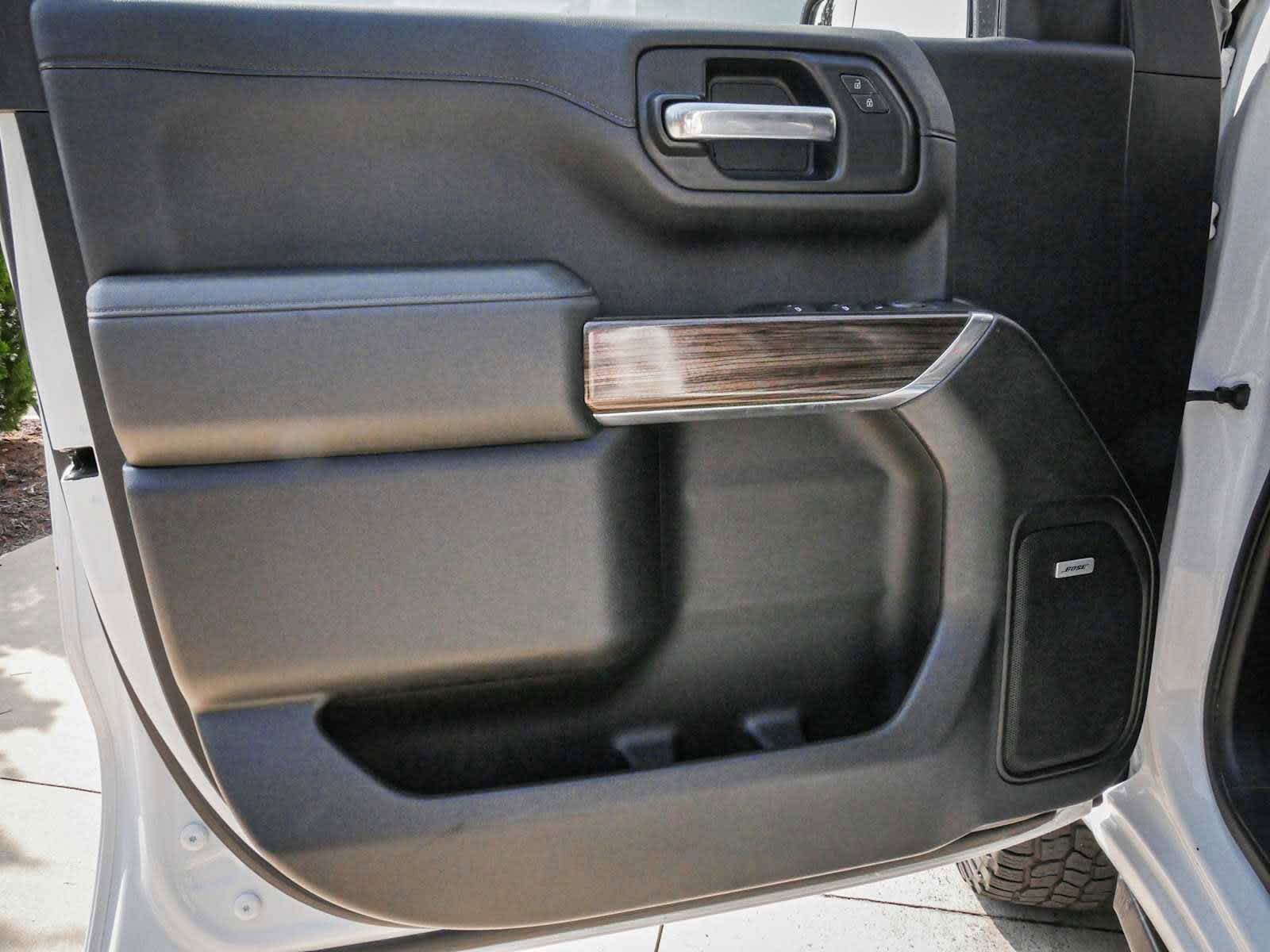 Used 2020 Chevrolet Silverado 1500 LT Trail Boss image 14