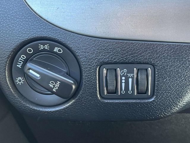 Used 2019 Dodge Grand Caravan GT image 24
