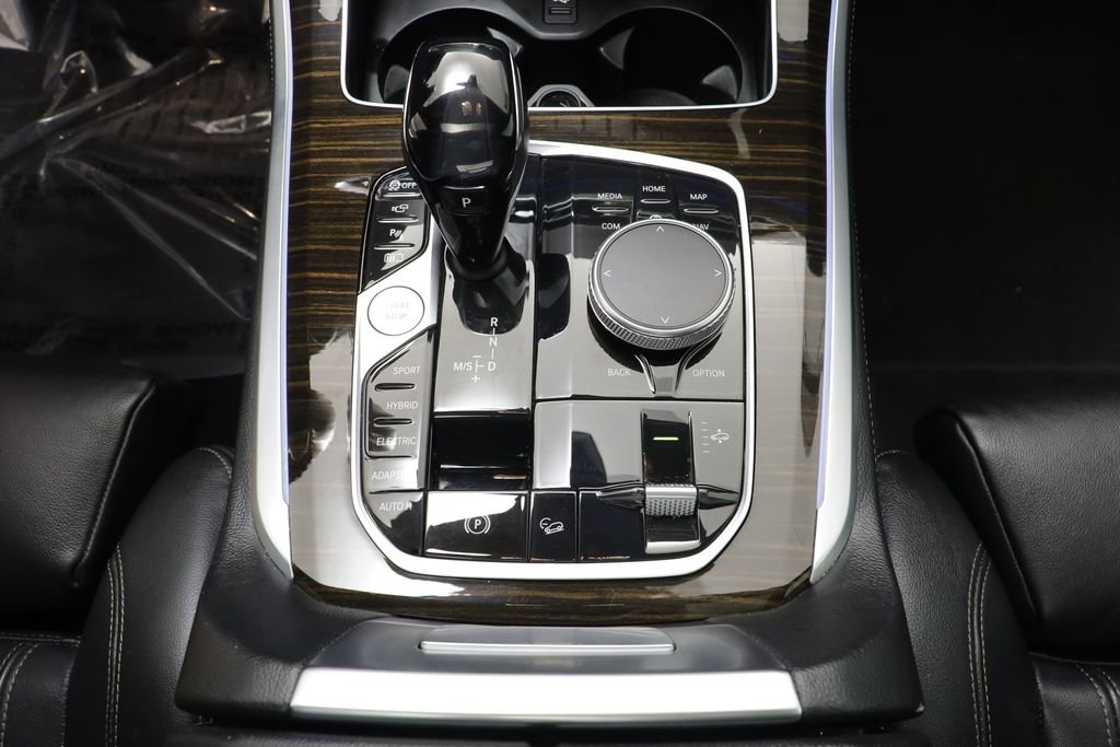 Used 2021 BMW X5 xDrive45e w/ Premium Package image 14