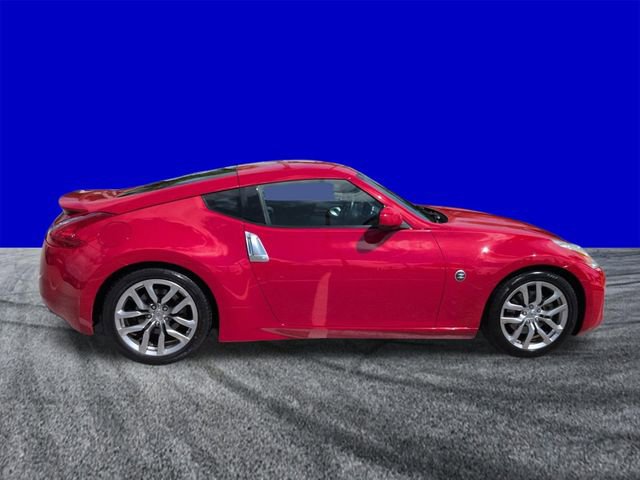 Used 2013 Nissan 370Z Coupe RWD image 3