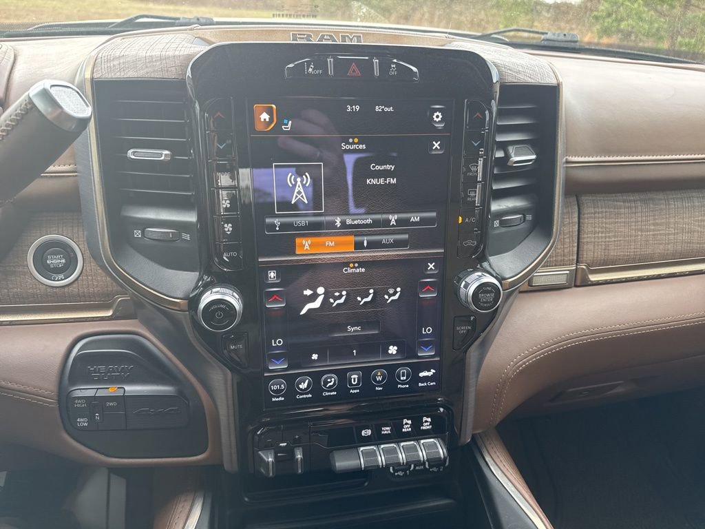 Used 2021 RAM 2500 Limited image 27