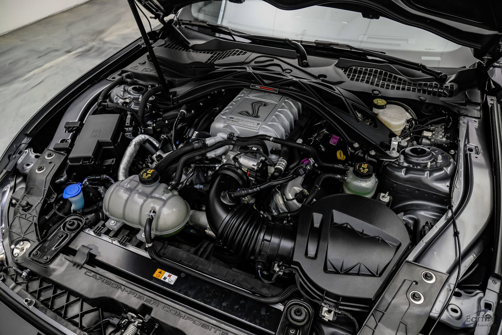 Used 2021 Ford Mustang Shelby GT500 w/ Carbon Fiber Track Pack image 96