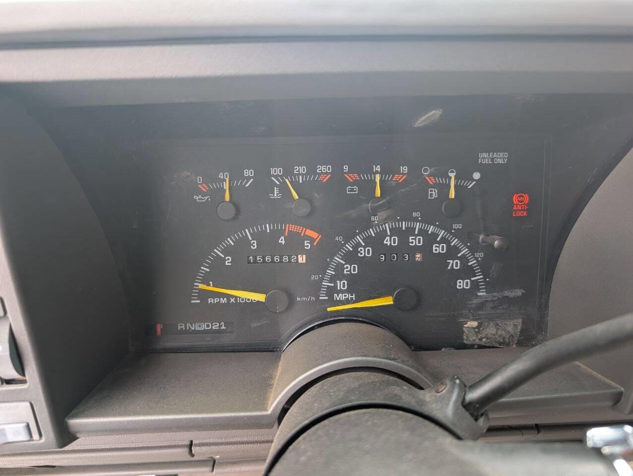 Used 1994 GMC Suburban 2500 image 13