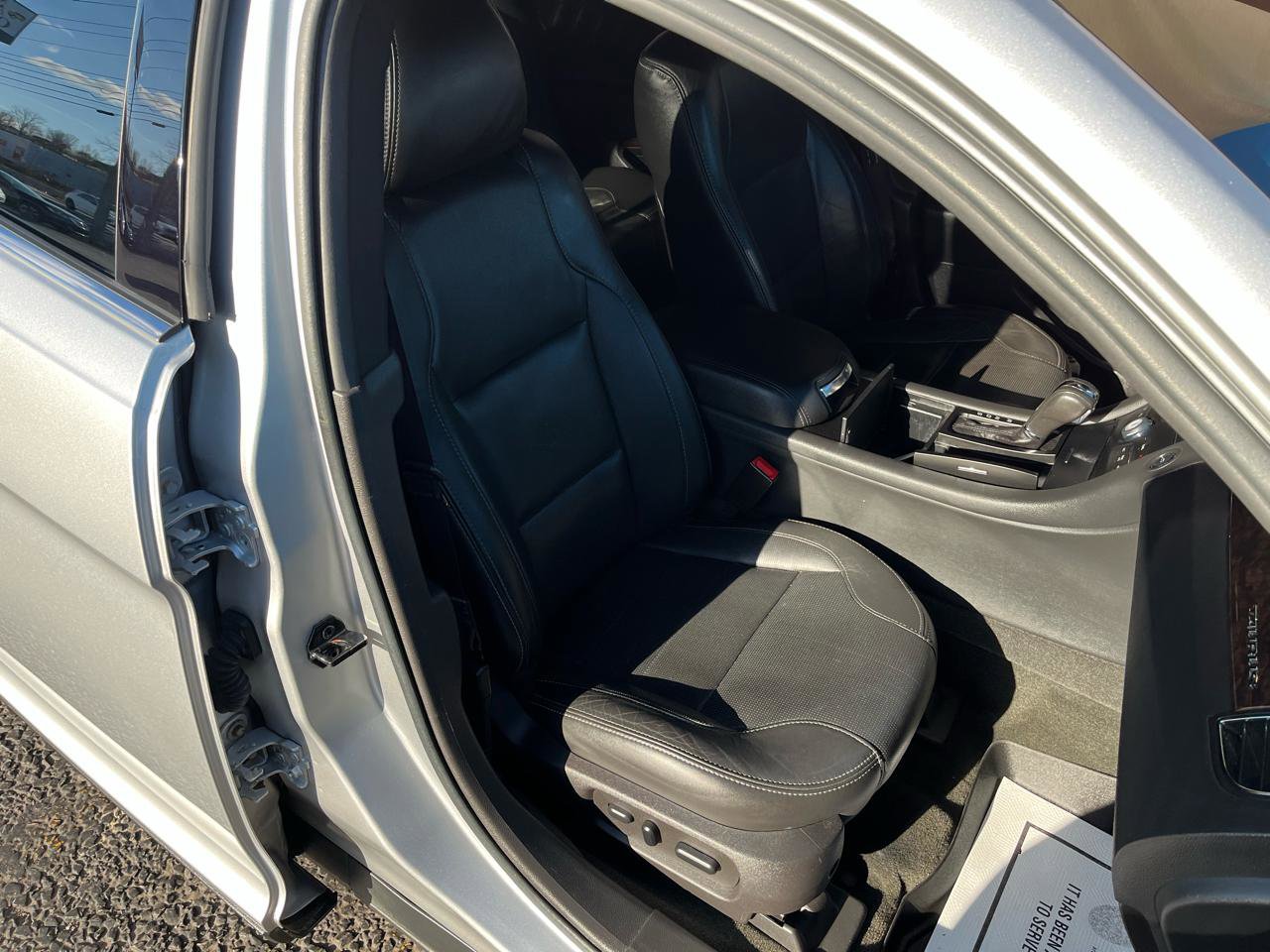 Used 2014 Ford Taurus Limited image 28