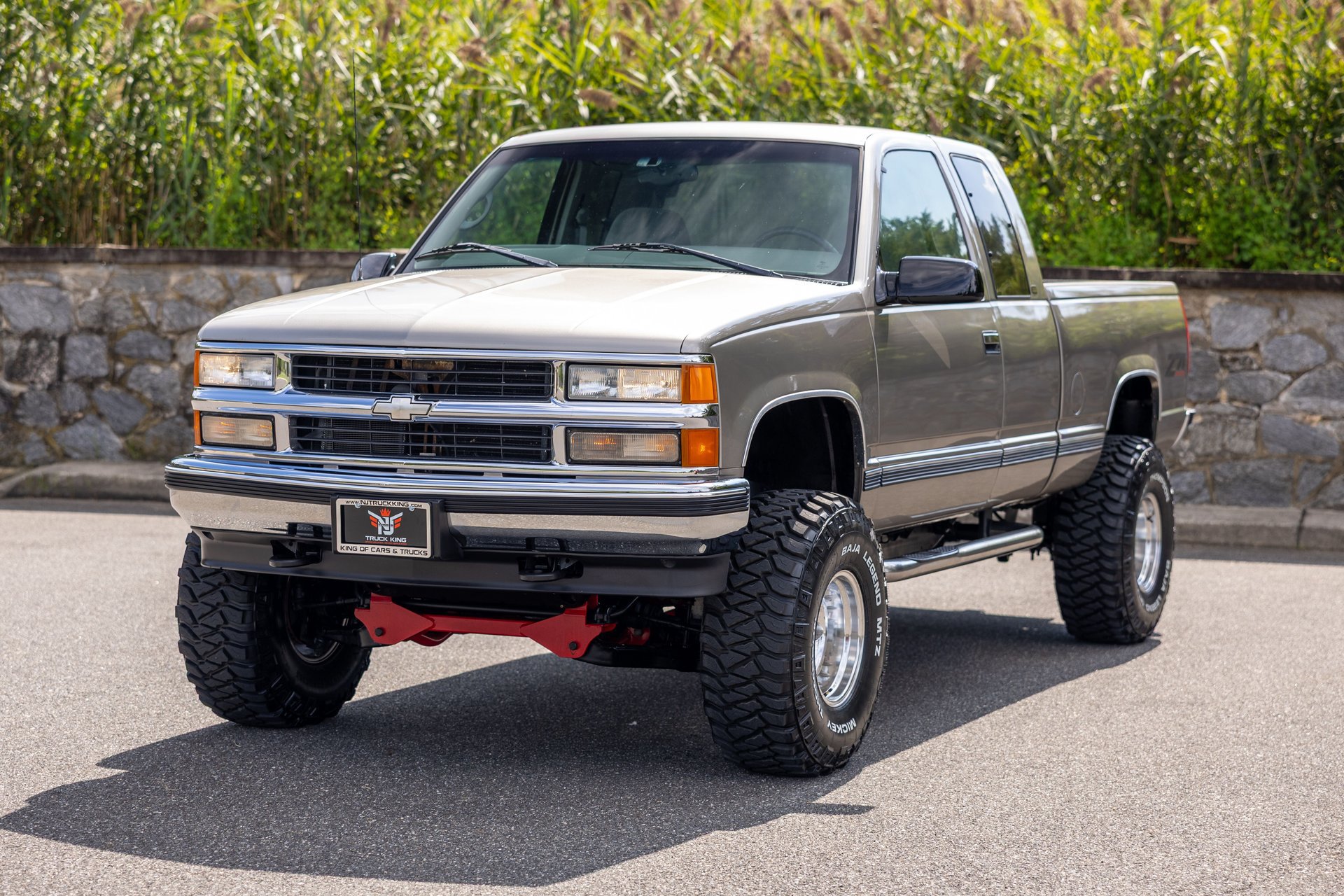 Used 1998 Chevrolet Silverado 1500 4x4 Extended Cab w/ Preferred Equipment Group 2 image 3