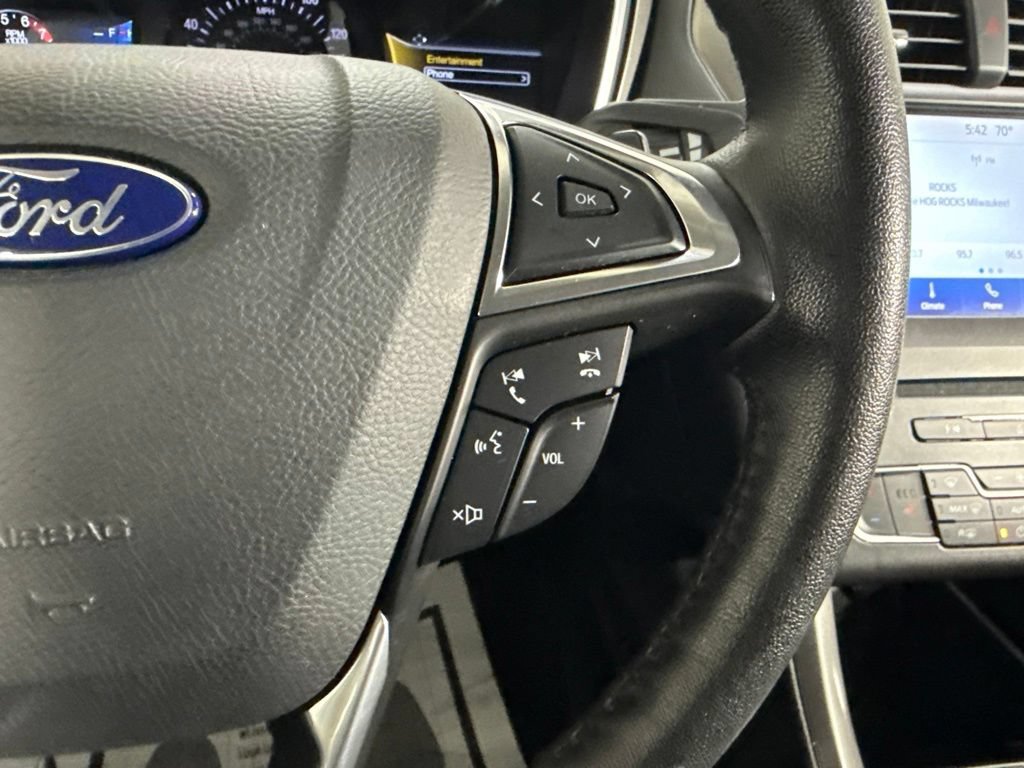 Used 2017 Ford Fusion SE w/ Fusion SE Technology Package AWD/4WD image 23