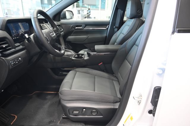 New 2026 GMC Terrain AT4 w/ Convenience Package III AWD/4WD image 8