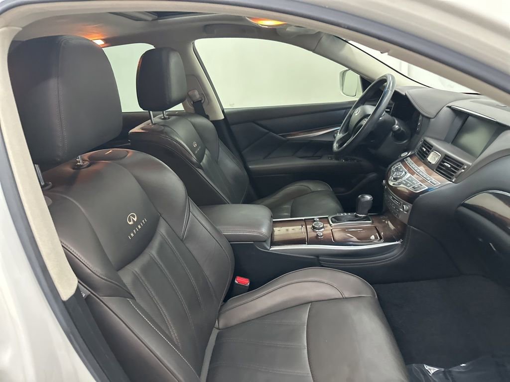 Used 2013 INFINITI M37 w/ Premium Pkg image 27