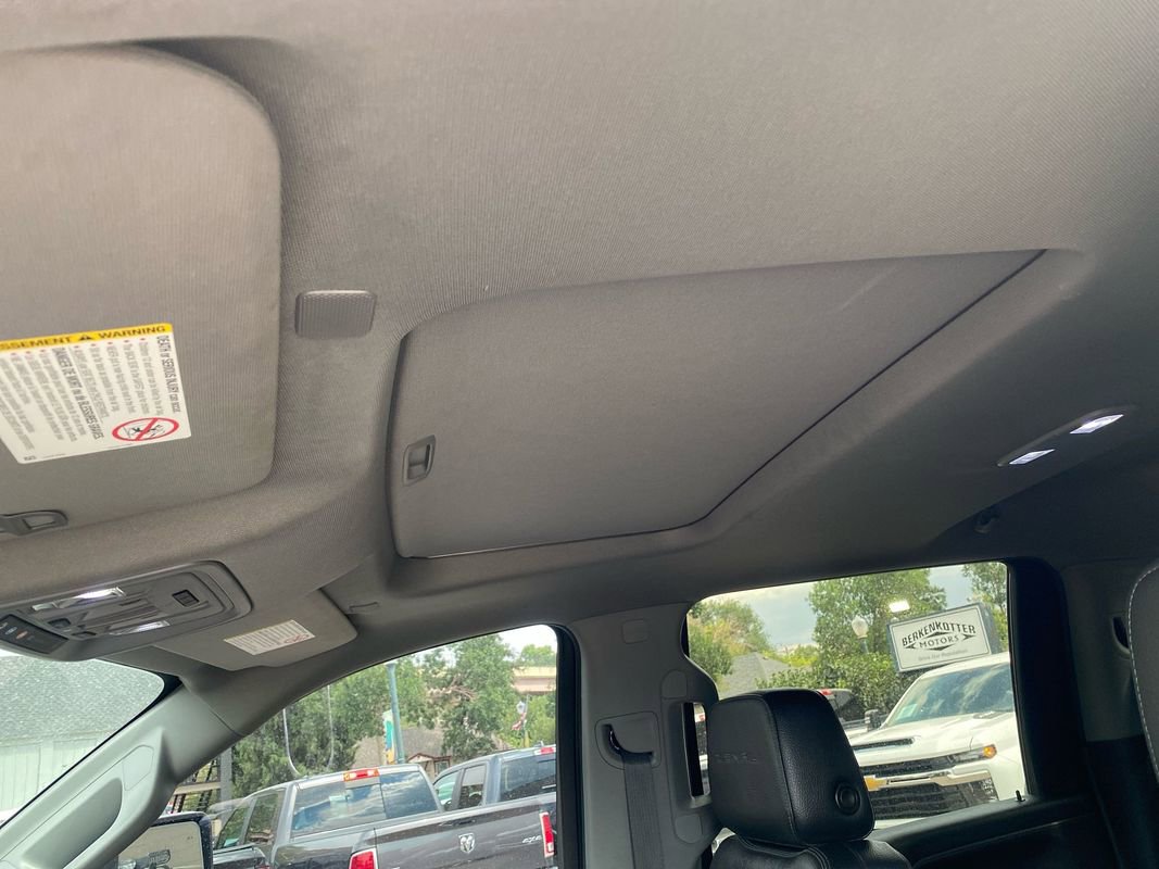 Used 2022 GMC Sierra 2500 Denali w/ Denali Ultimate Package image 30