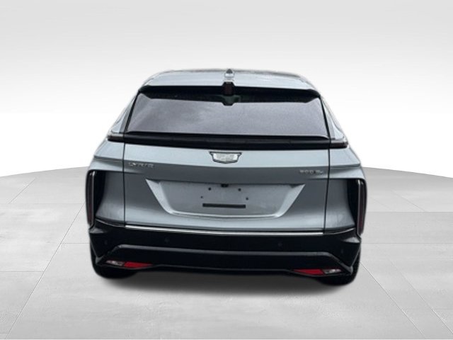 Used 2024 Cadillac Lyriq Tech AWD/4WD image 5