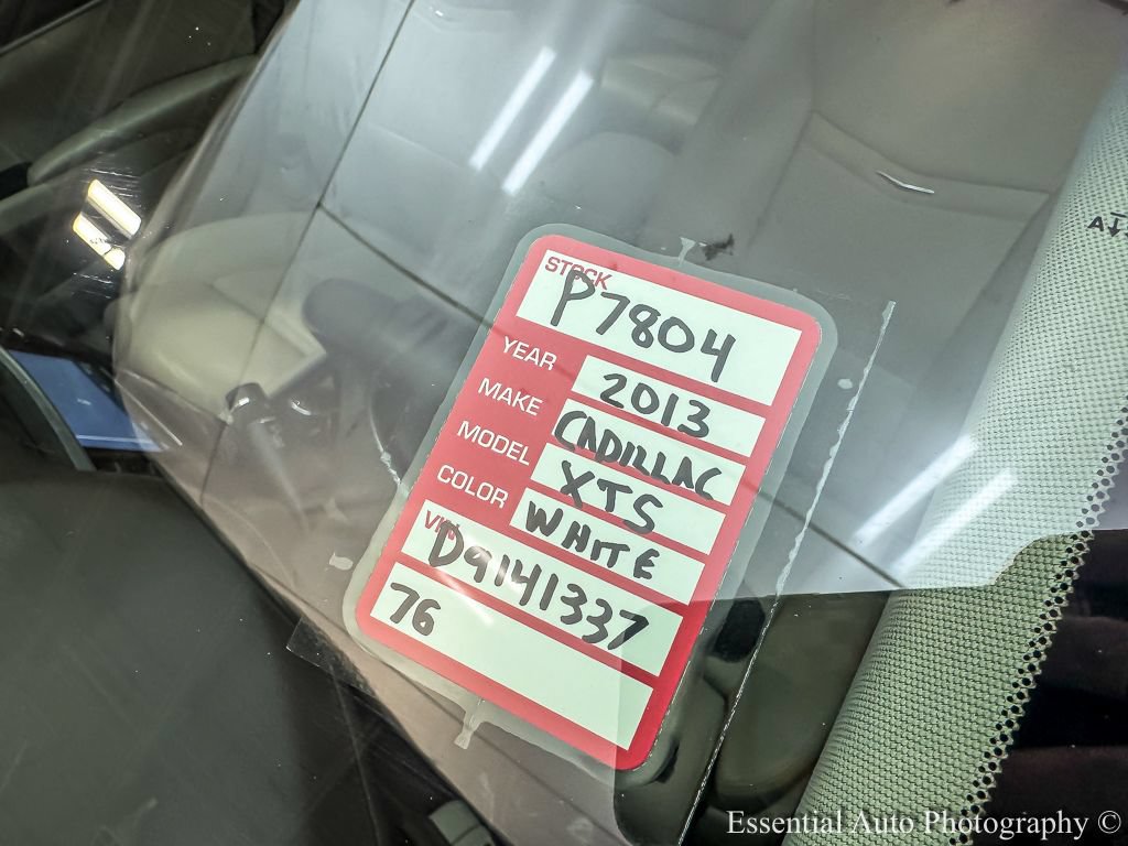 Used 2013 Cadillac XTS Premium AWD/4WD image 30