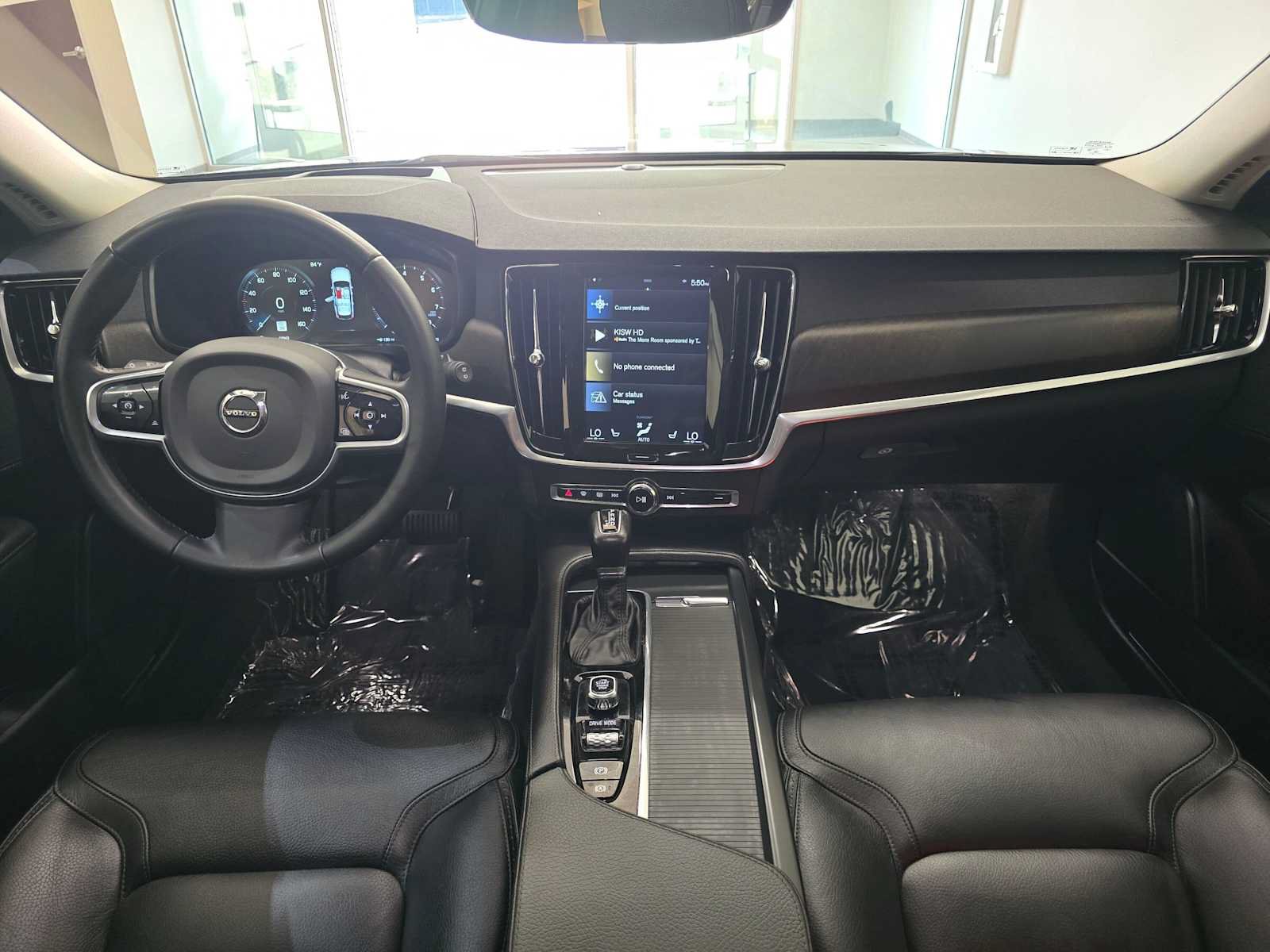 Used 2019 Volvo V90 T5 Cross Country AWD/4WD image 10