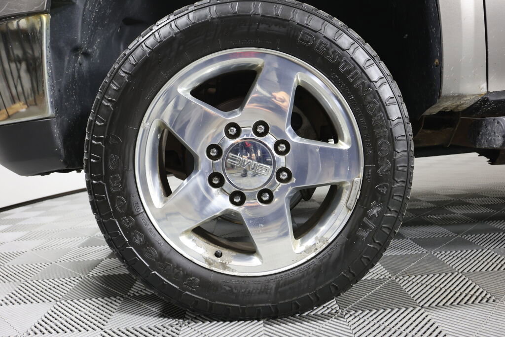 Used 2012 GMC Sierra 2500 SLE w/ SLE Preferred Package image 9