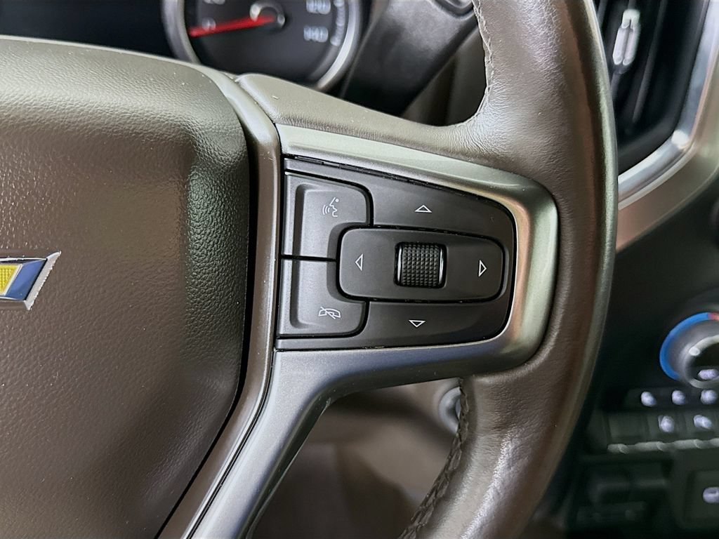 Used 2022 Chevrolet Silverado 2500 LTZ AWD/4WD image 23