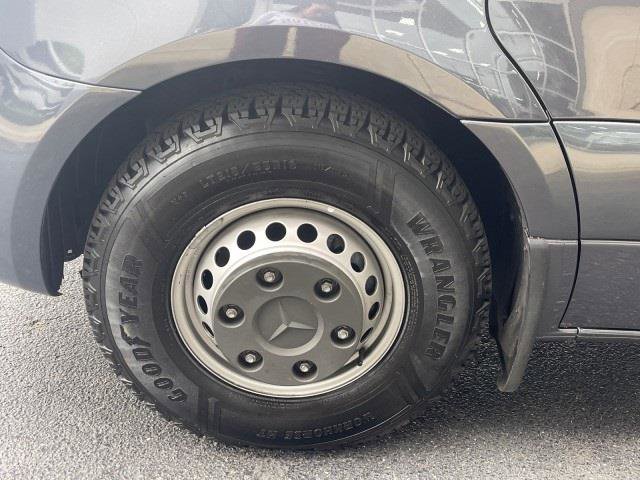 Used 2020 Mercedes-Benz Sprinter 4500 w/ Premium Plus Package image 60