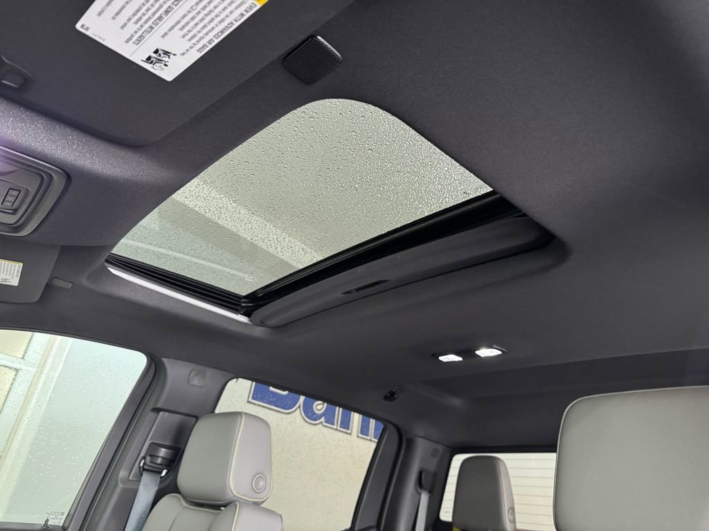 Certified 2023 Chevrolet Silverado 1500 ZR2 w/ Technology Package image 21